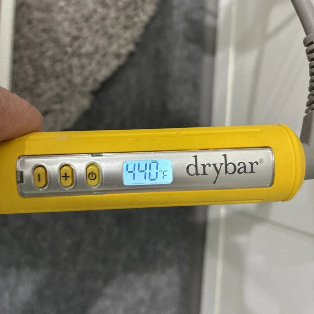 Drybar 3-Day Bender Rotating Curling Iron BNDG1287 Yellow Tested Works