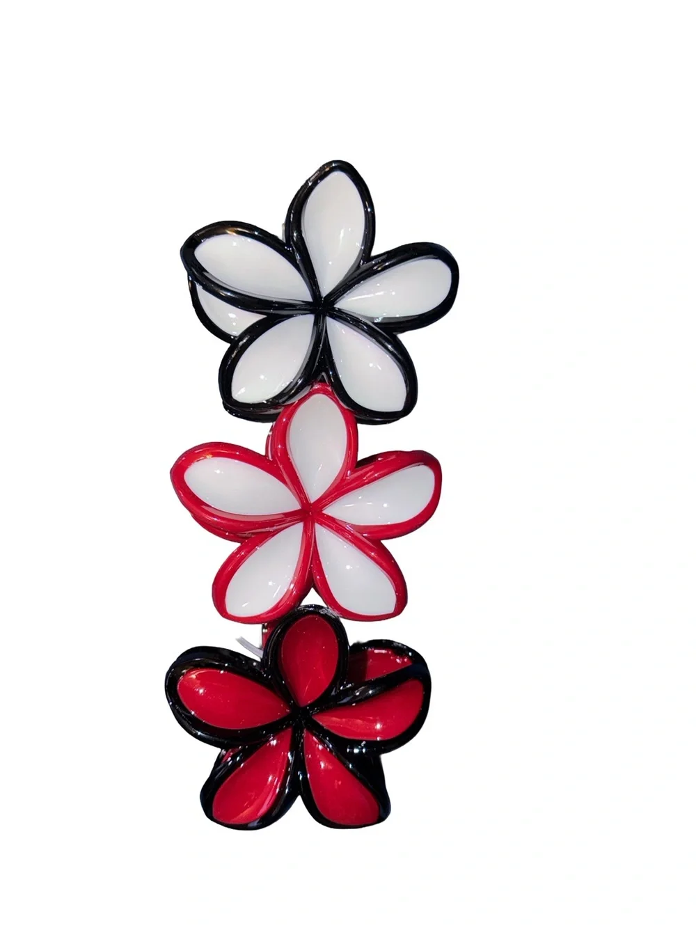 nOir Jewelry clips great colors
