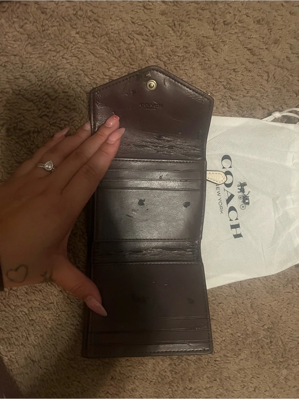 Coach compact women