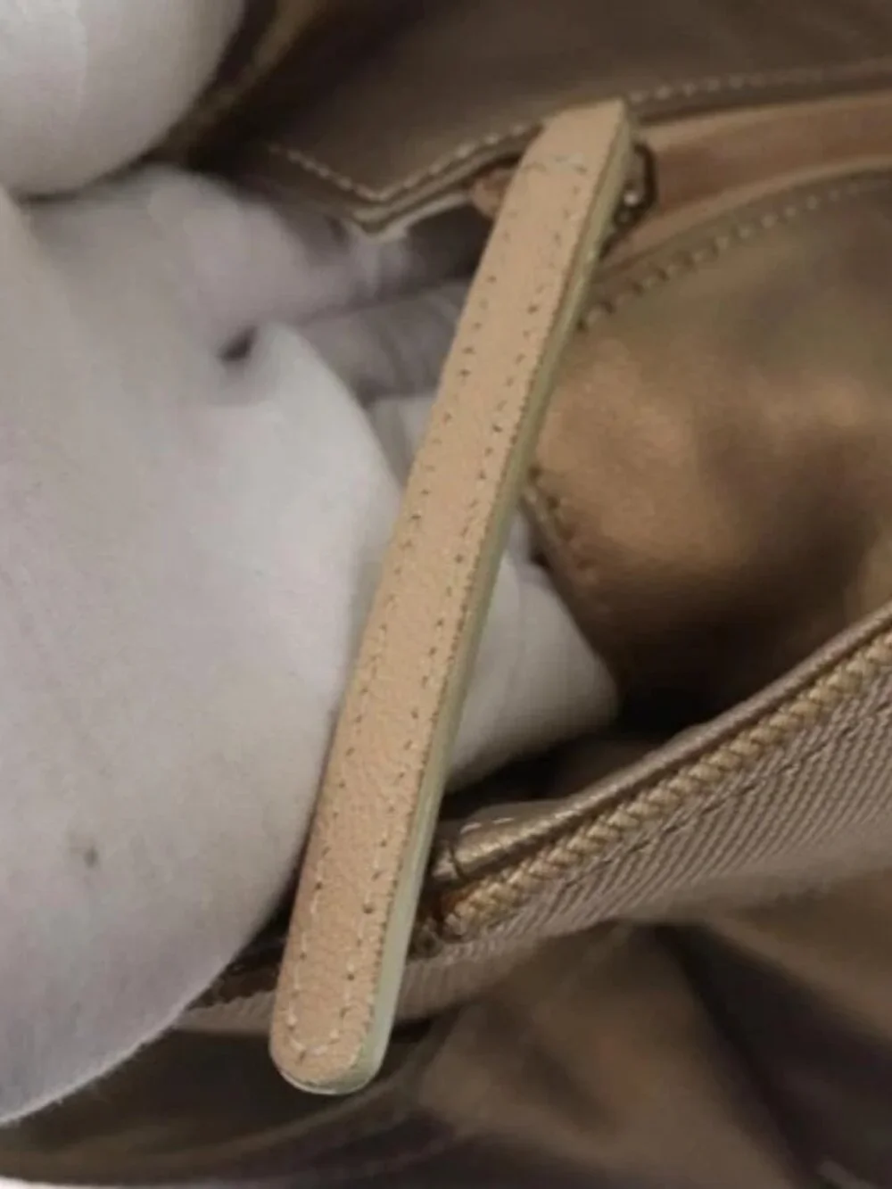 CHANEL scratches pocket	rubbing