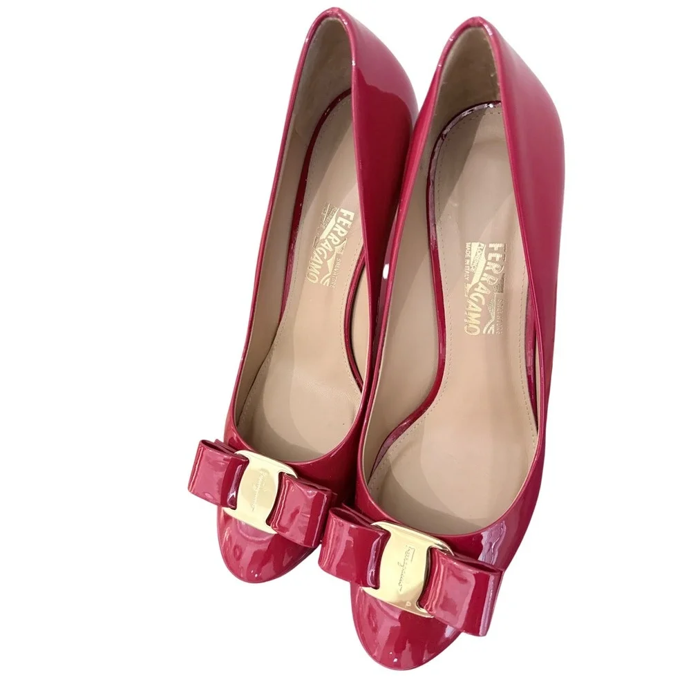 Salvatore Ferragamo excellent pre