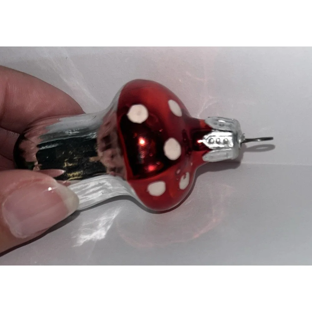 Vintage Red White Polka Dot Mushroom Mercury Blown Glass Christmas Ornament‎