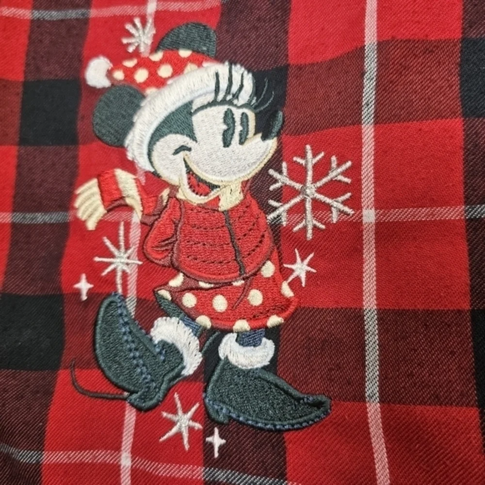 Disney embroidered minnie