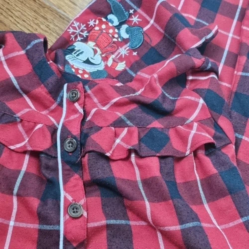 Disney embroidered minnie