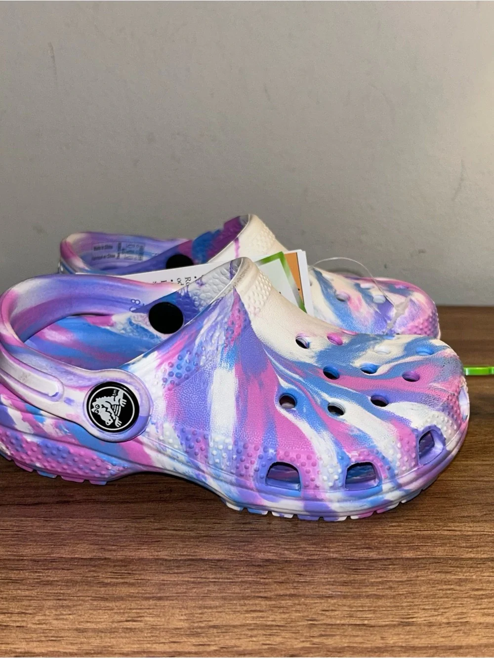 CROCS please see