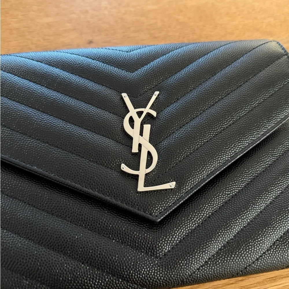 *Authentic* Yves Saint Laurent Cassandre Leather Clutch