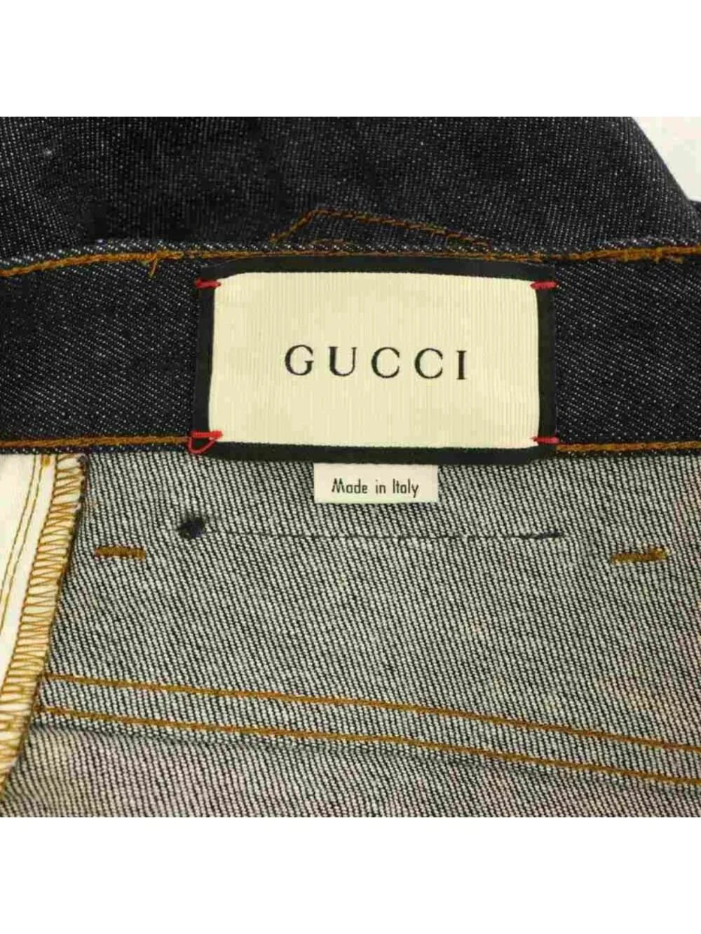 Gucci name 623953