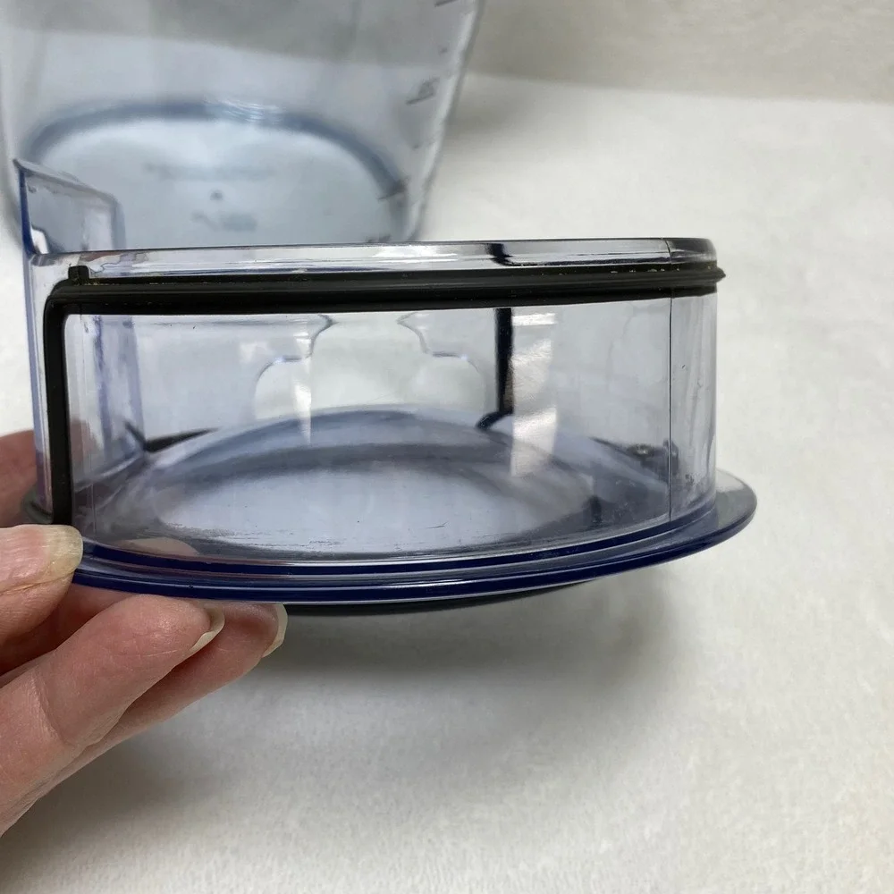 Breville‎ Juice Fountain Replacement Pitcher w/Lid BJE430