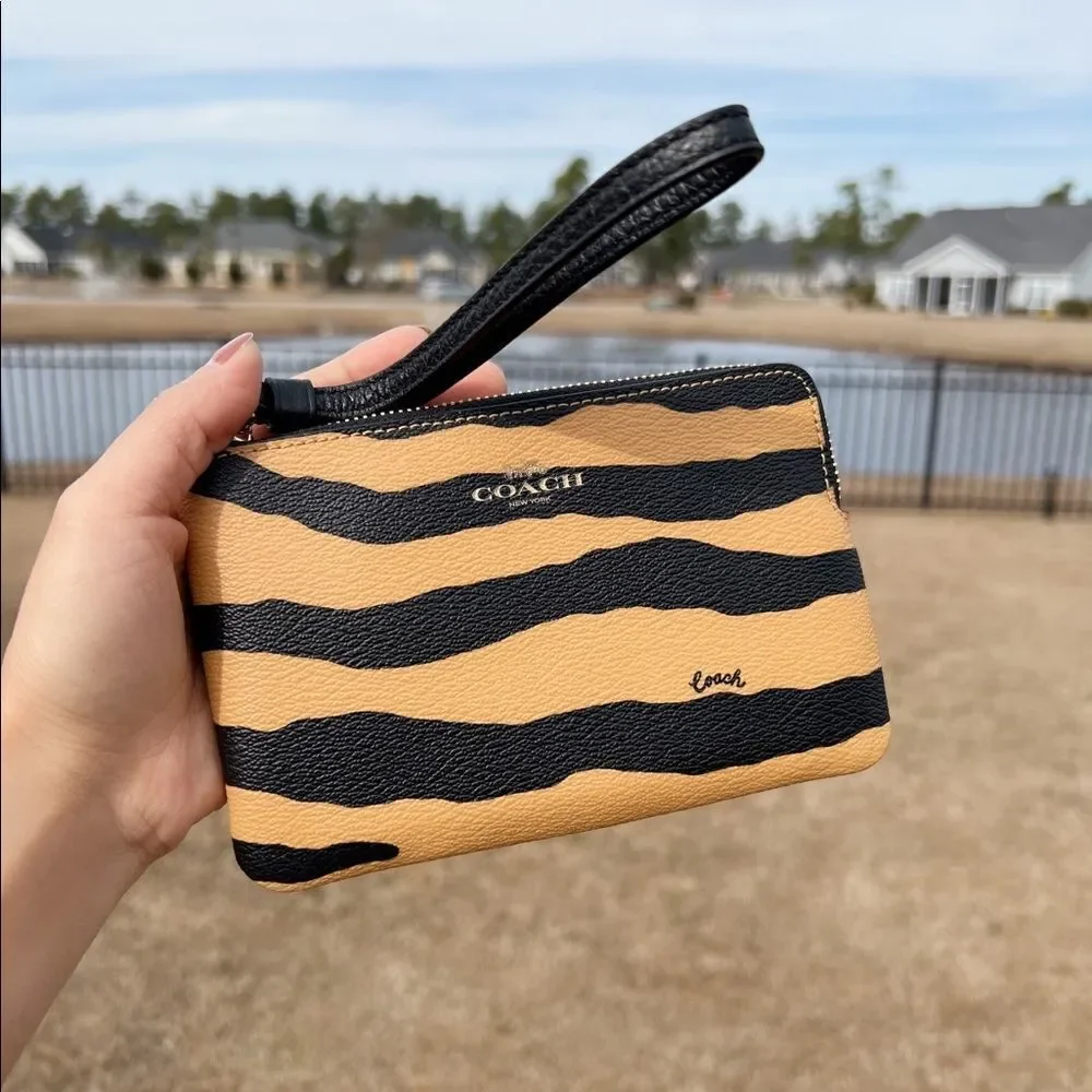 Coach Corner‎ Zip Wristlet With Tiger Print