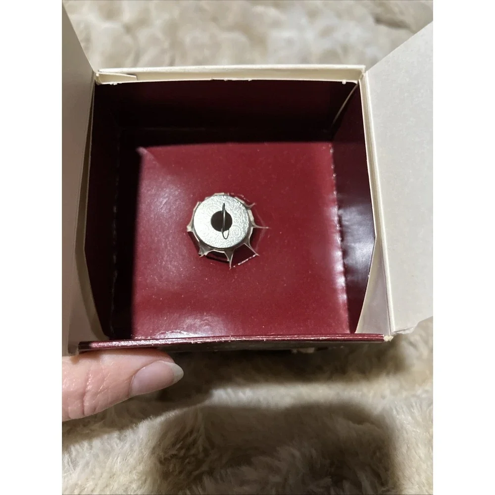 N/A wear has box