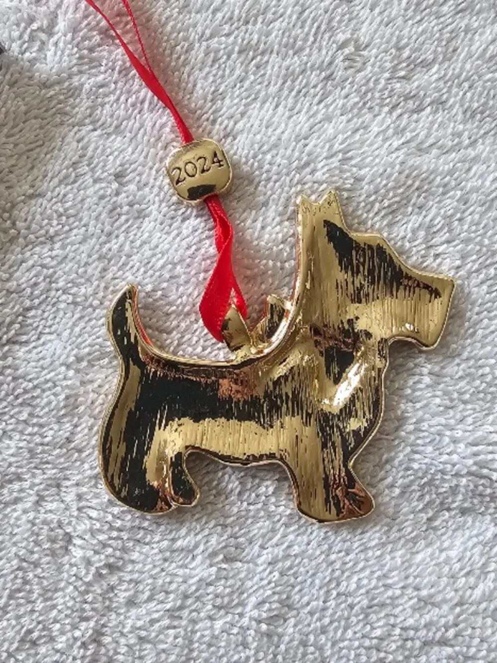 Monet 2024 gold