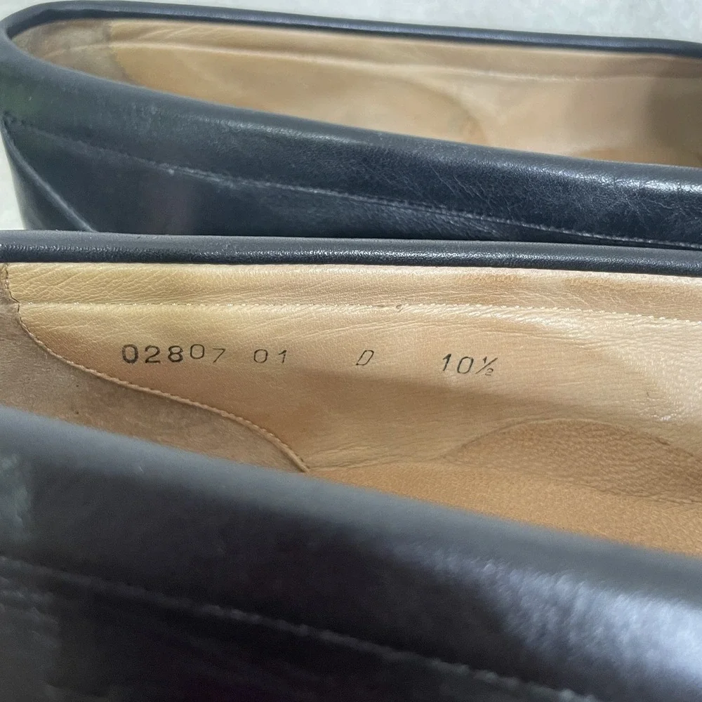 $750 Santoni Solid‎ Black Penny Loafers Leather Shoes Men's Size 10.5 FLAWED