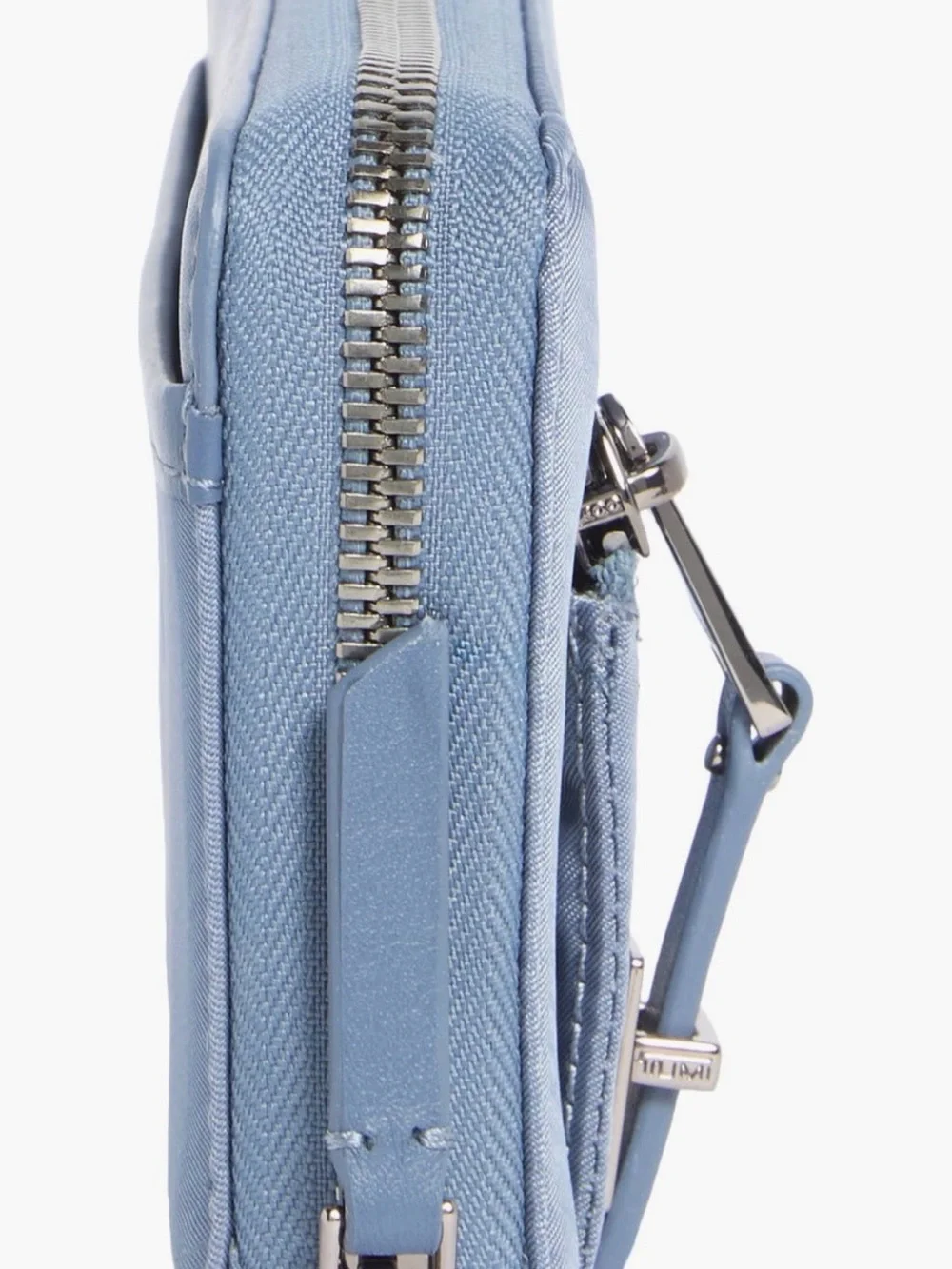 Tumi wallet soft