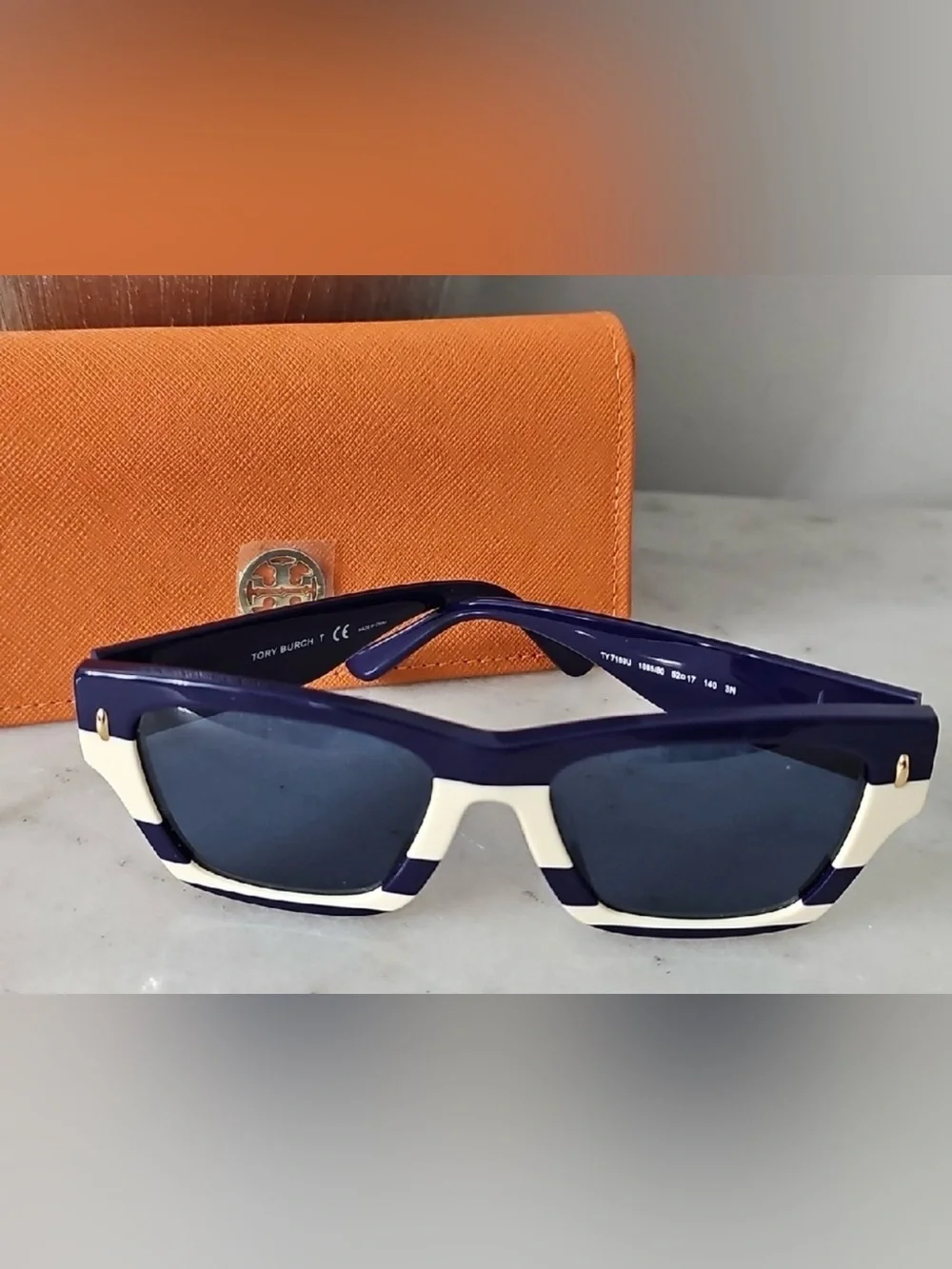 Tory Burch tory burch
