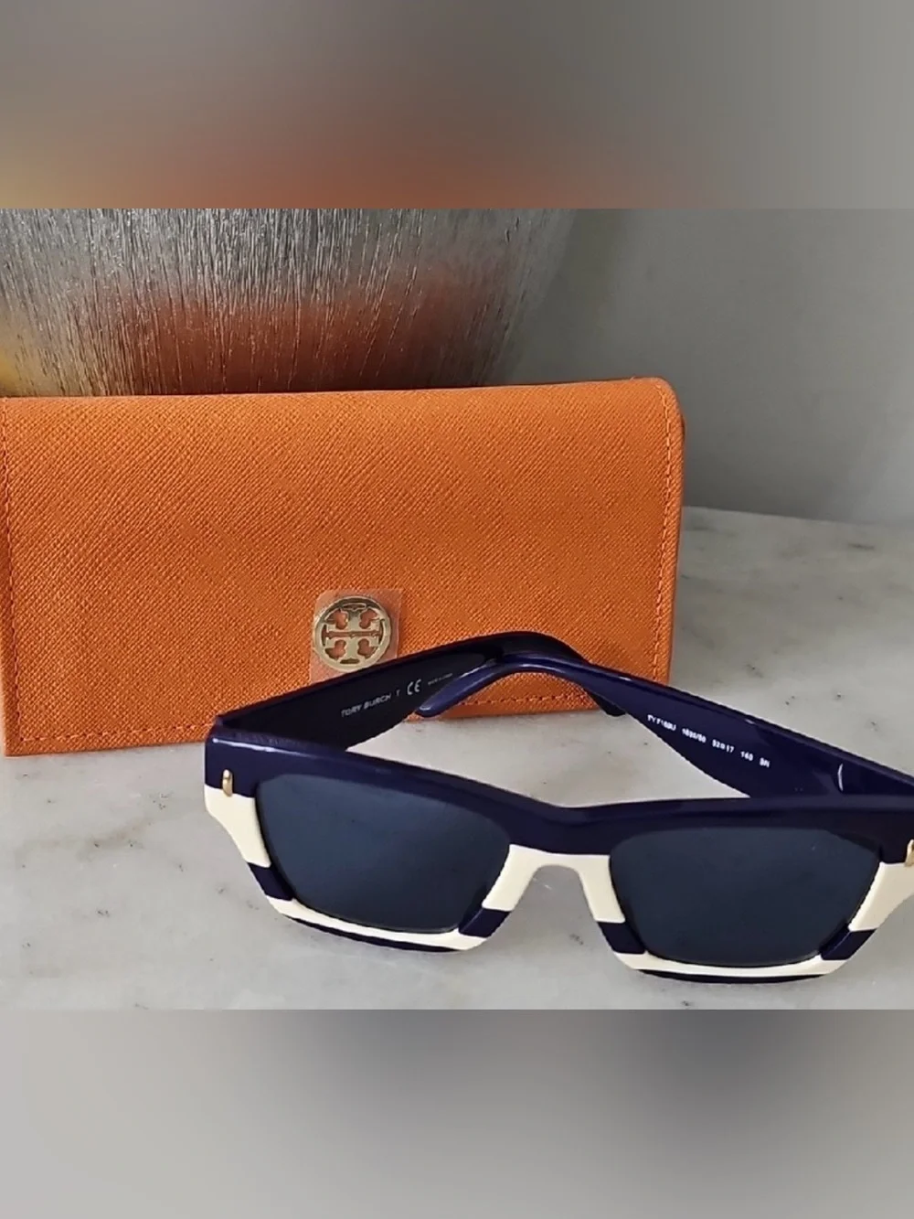 Tory Burch tory burch