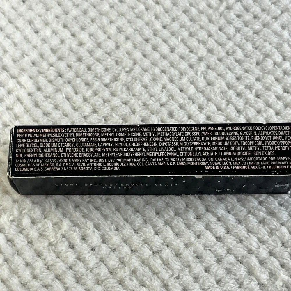 Mary Kay Unlimited Lip Gloss Iconic Red 153475 New In Box 0.13 fl‎ oz 3.9ml