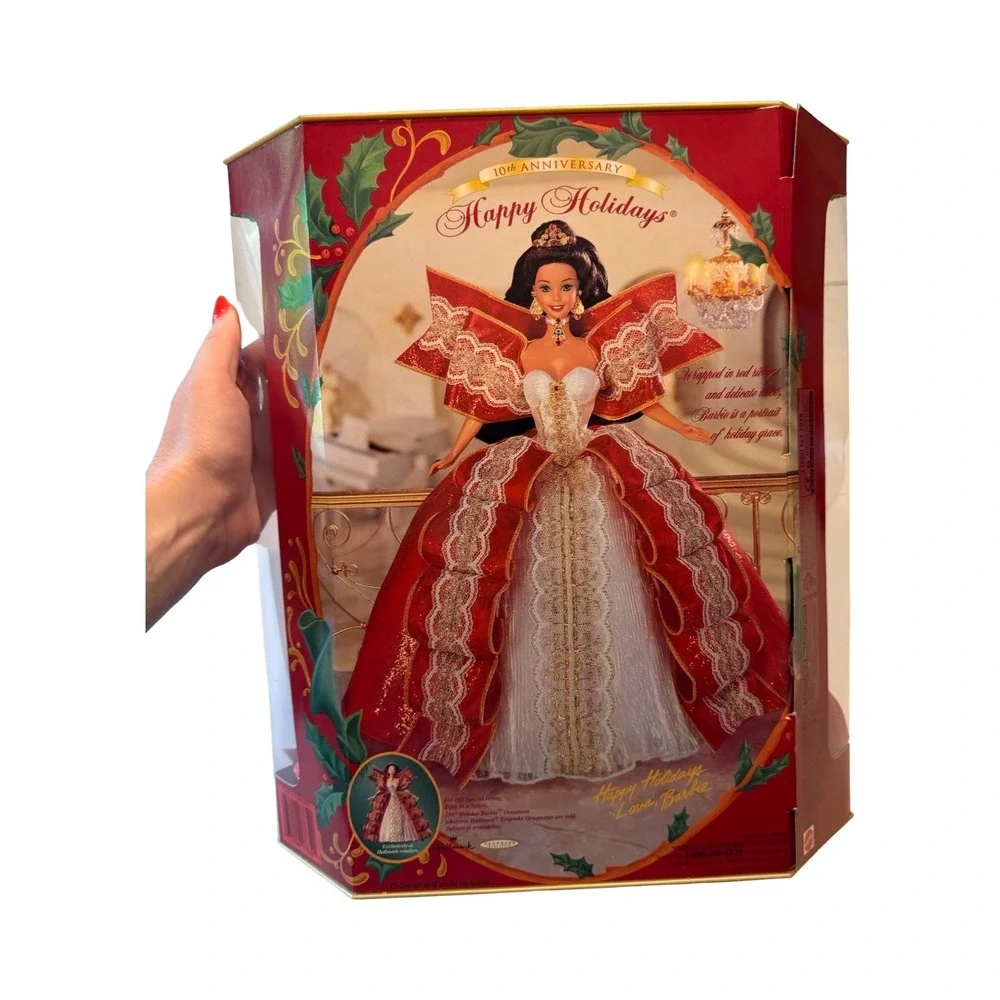 Mattel 1997 HappyHolidays Barbie 10th Anniversary Special Edition Brunette 17832