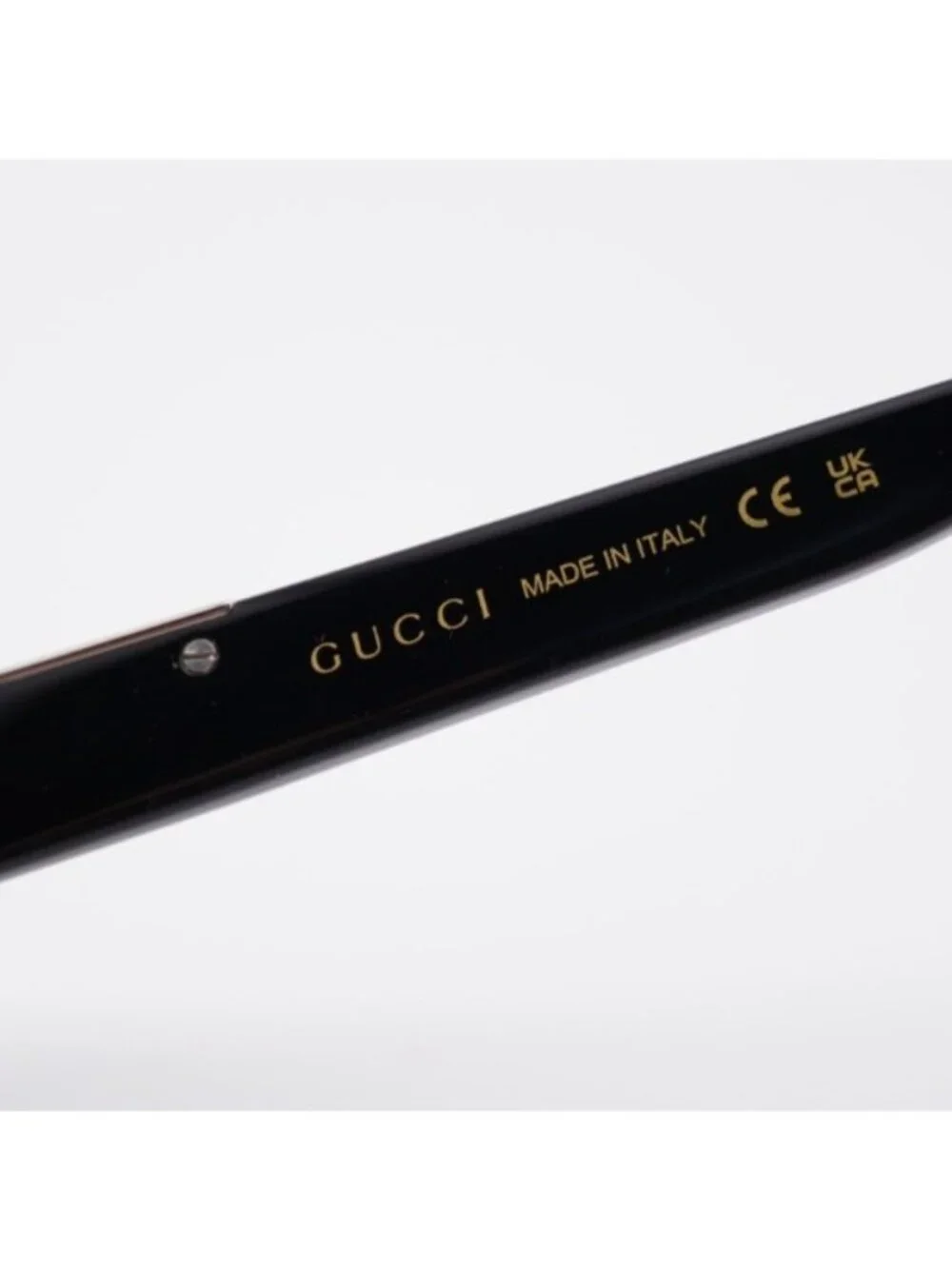 Gucci authentic gg1889o