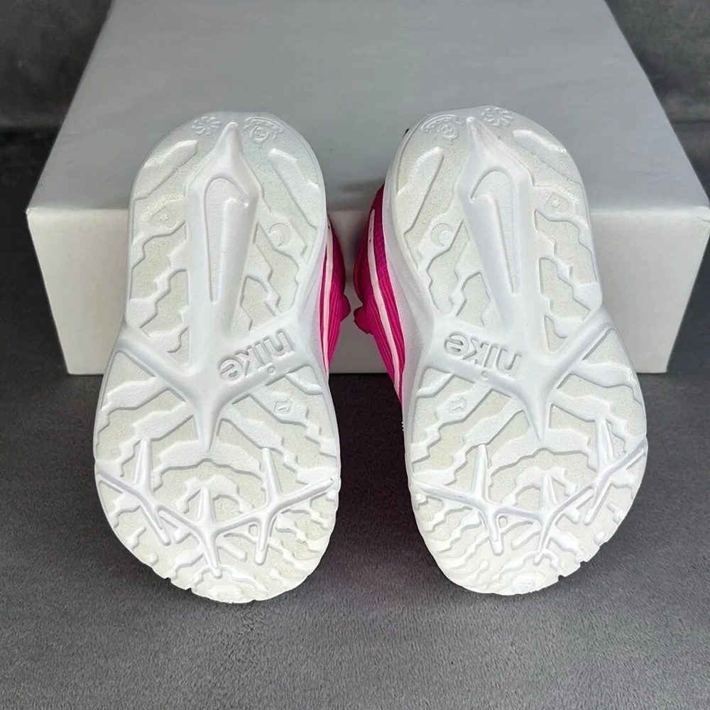 Nike adorable star
