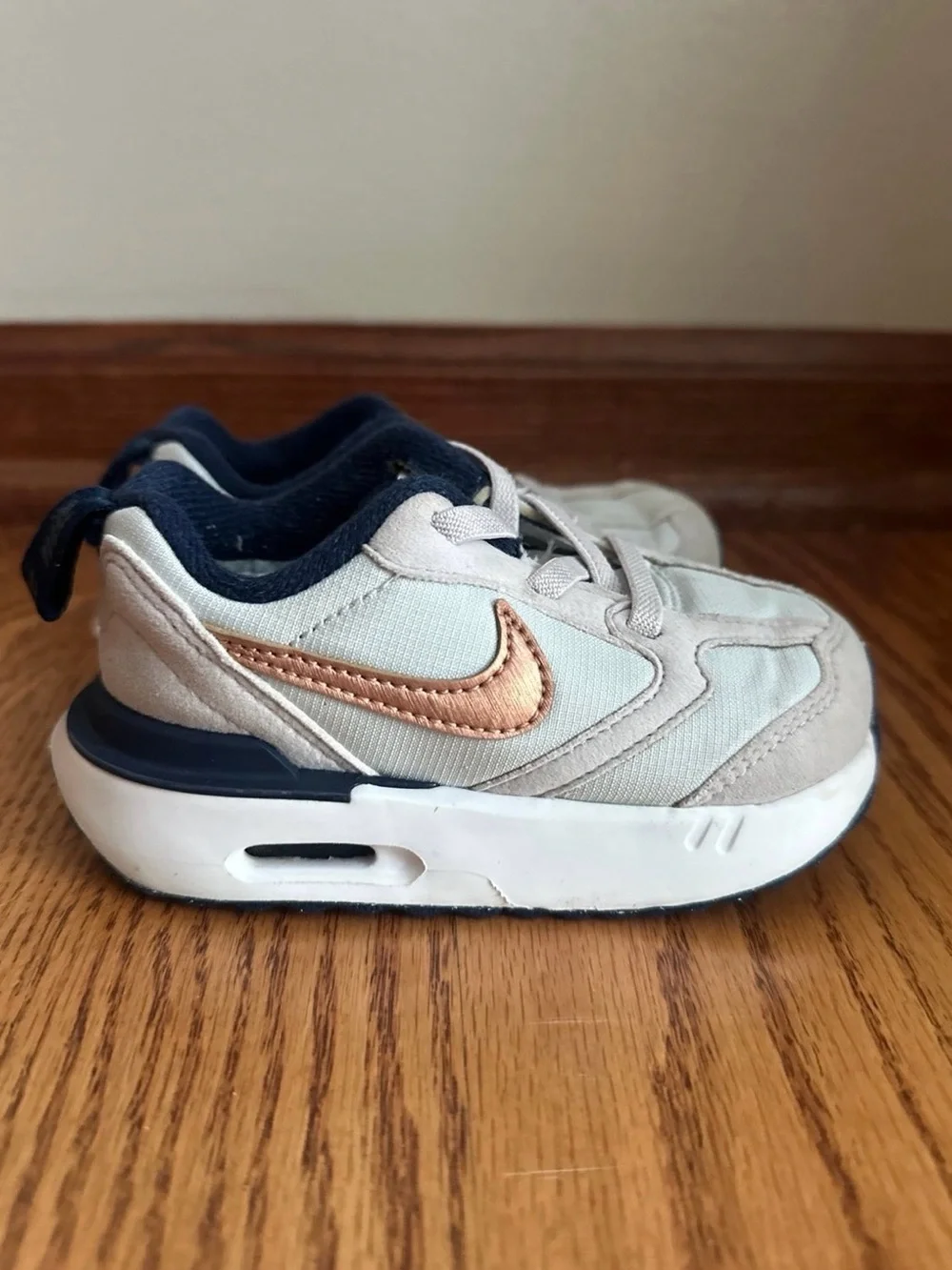 Nike Air Max Dawn Toddler Tennis Shoes Size 6C