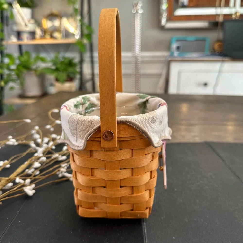 Longaberger excellent gently