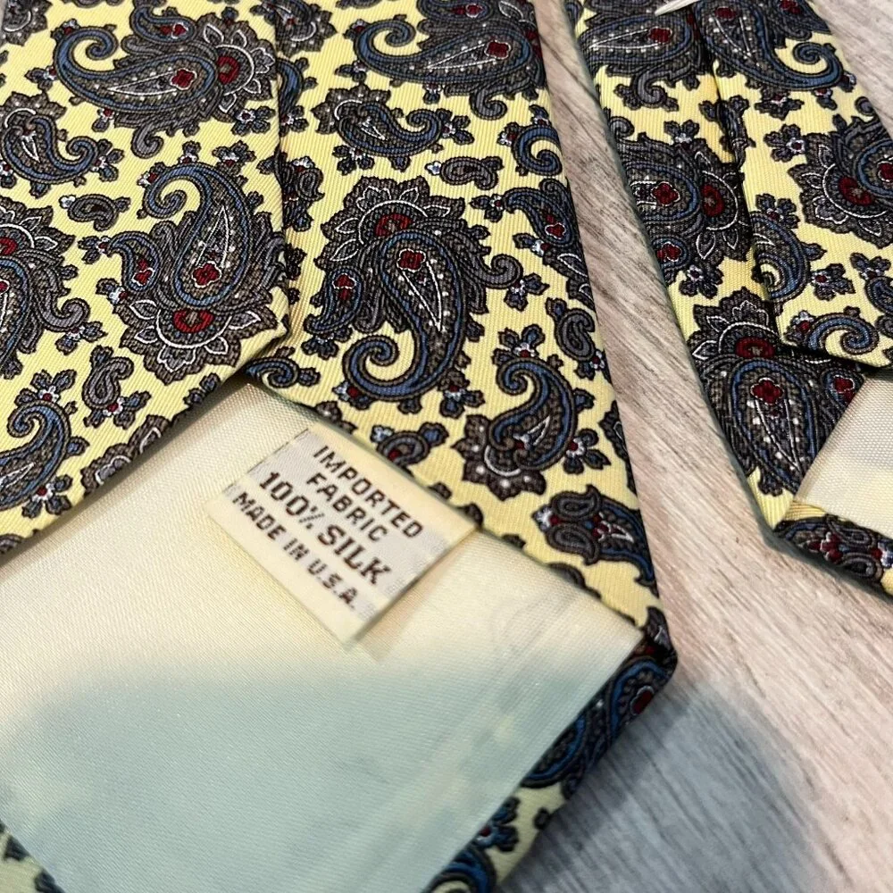 Liberty of London Vintage 100% Silk Tie, Pale Yellow + Gray Paisley