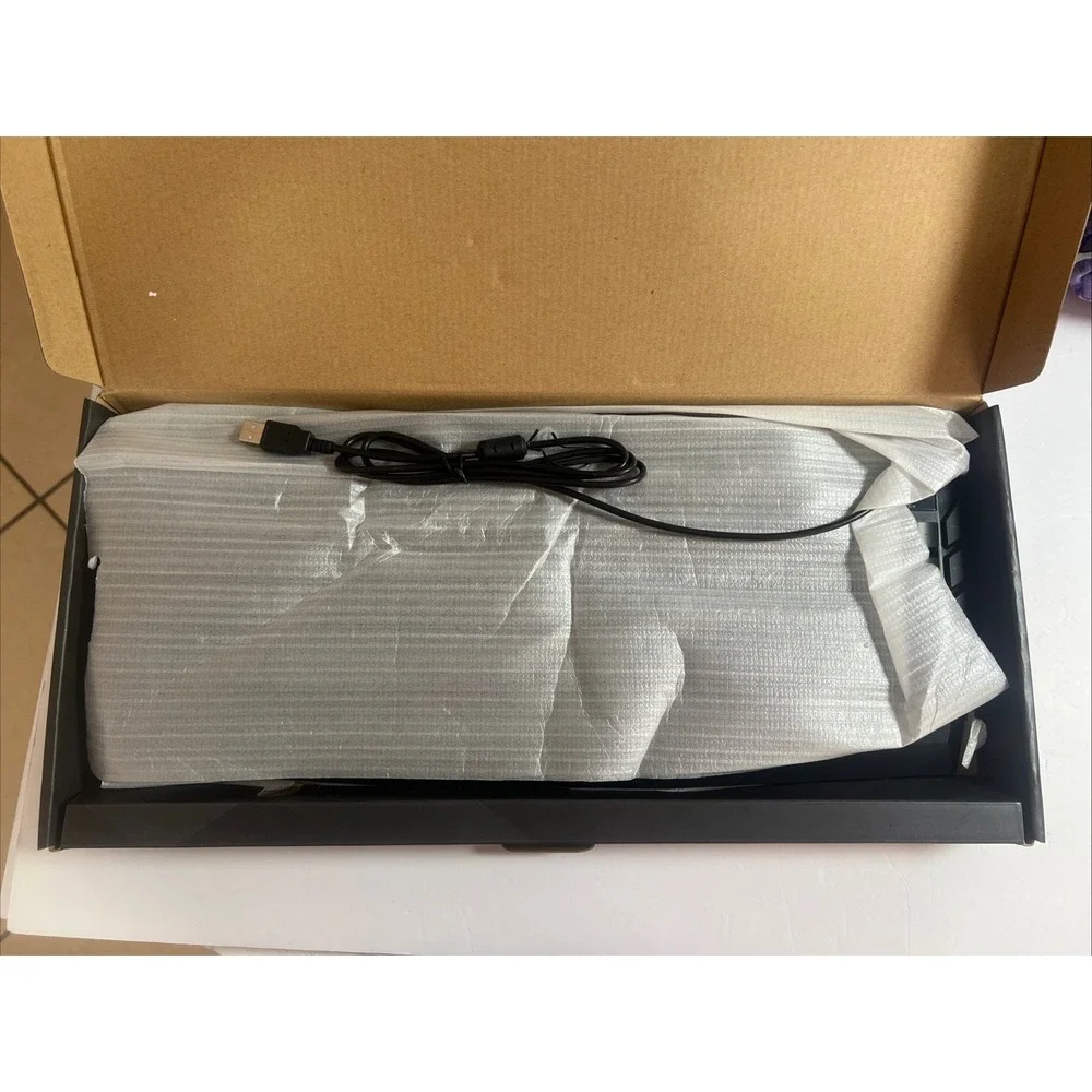 CyberPowerPC multi-color led gaming keyboard wired‎ USB-open Box