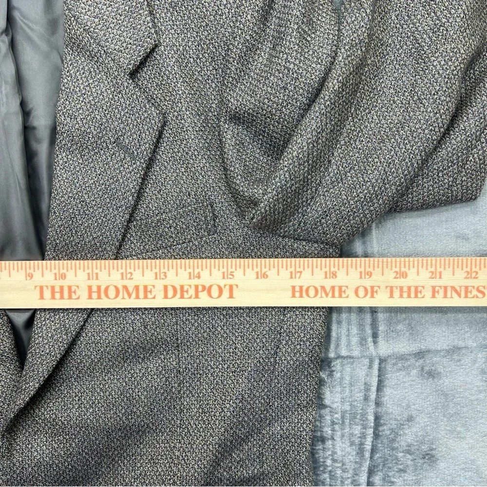 VTG Yves Saint Laurent France Men's 100% Virgin Wool Grey 36 Tweed‎ Blazer Coat