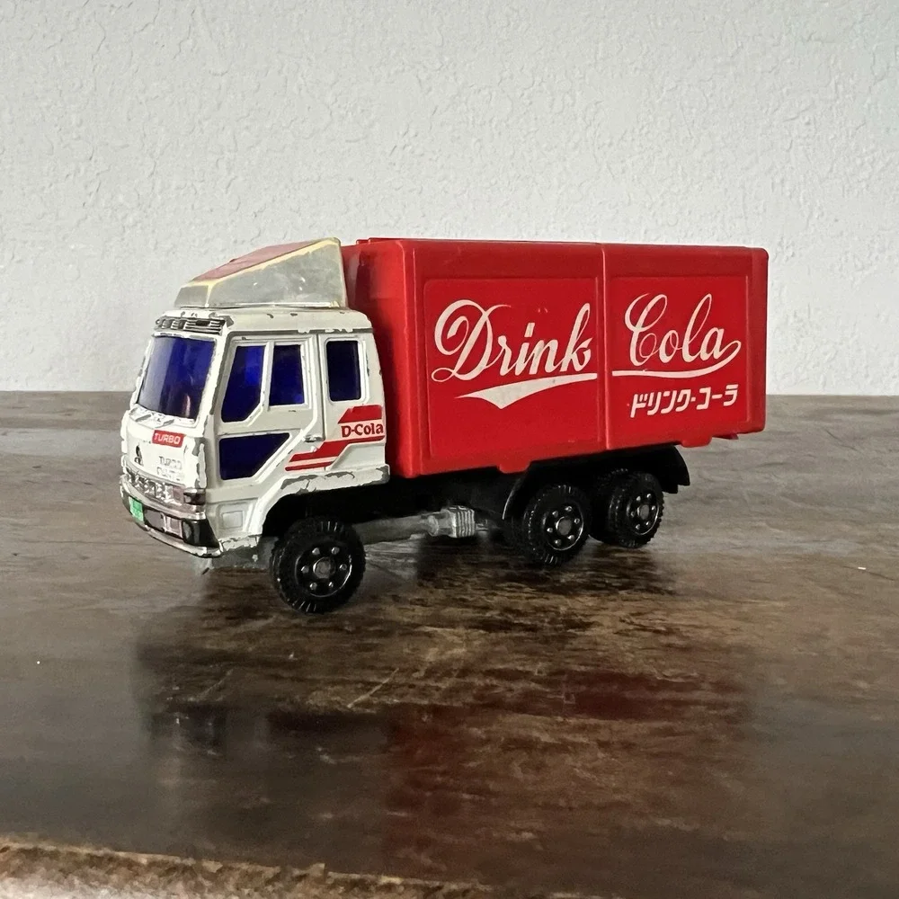 Yonezawa Diapet Vintage Toy‎ mini Car Mitsubishi Fuso Drink Cola Truck