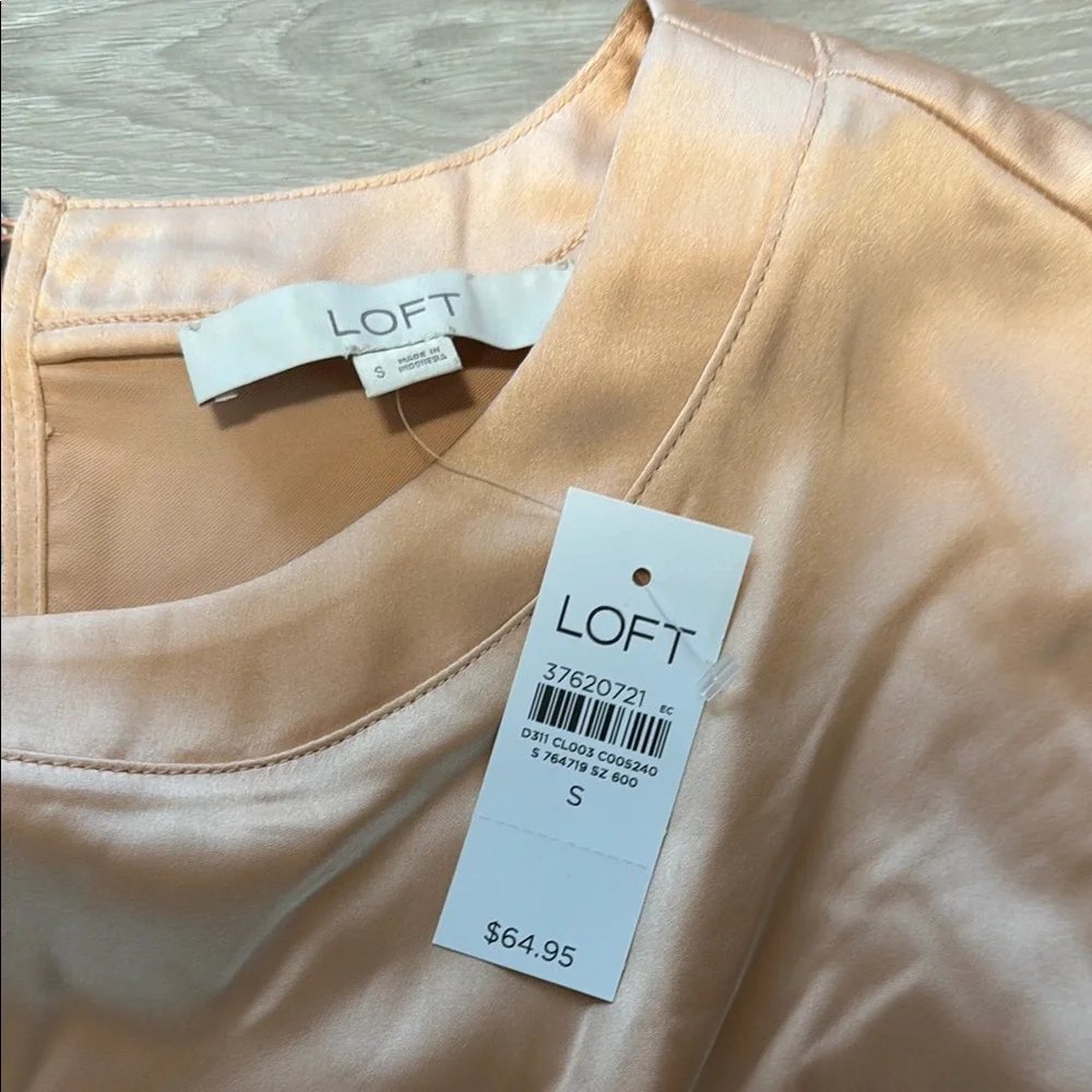 LOFT combines b1 blouse