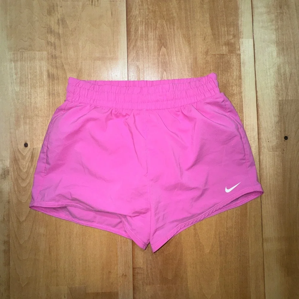 Nike Dri-FIT Kids Girls Large Pink Running Athletic Shorts with Liner