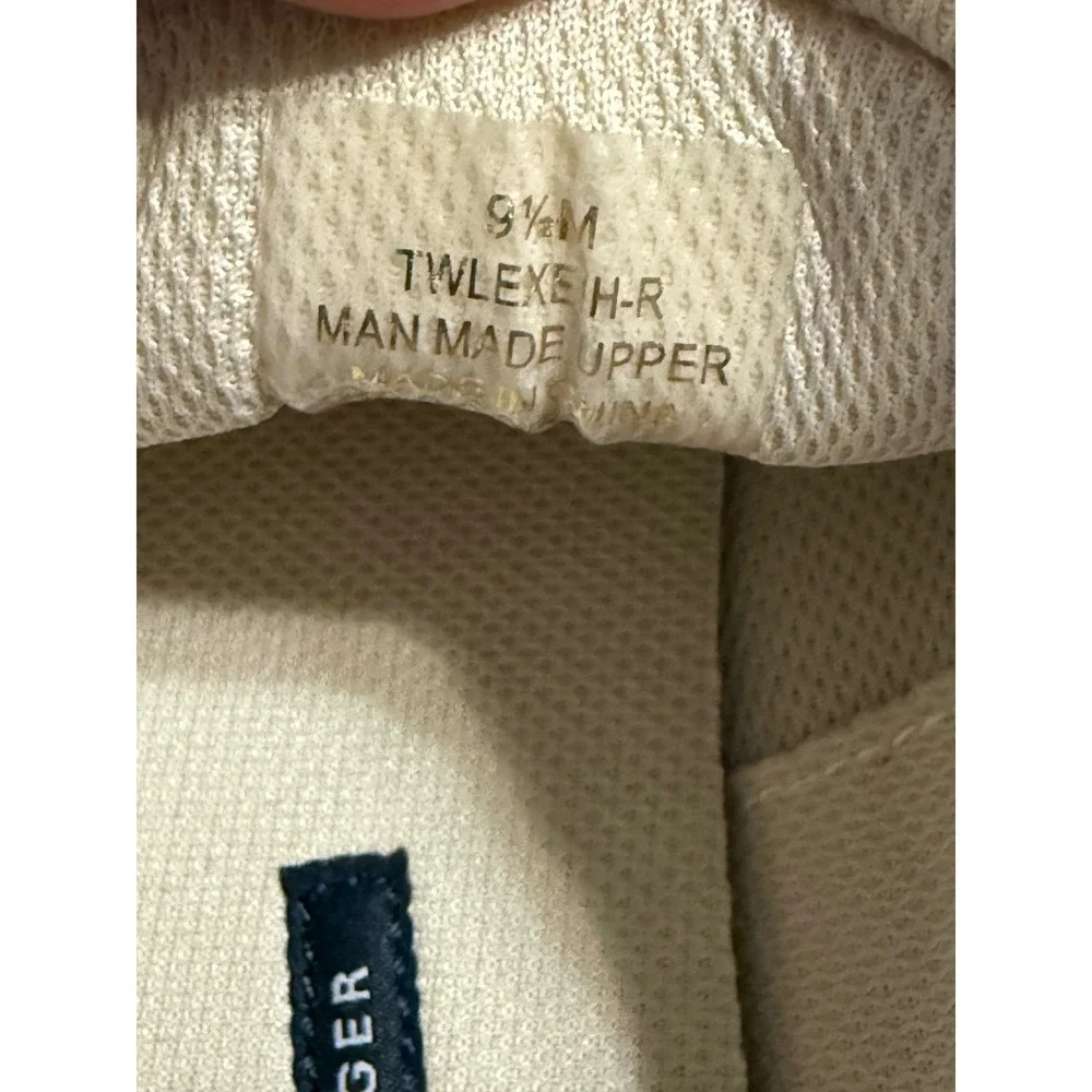 Tommy Hilfiger step into