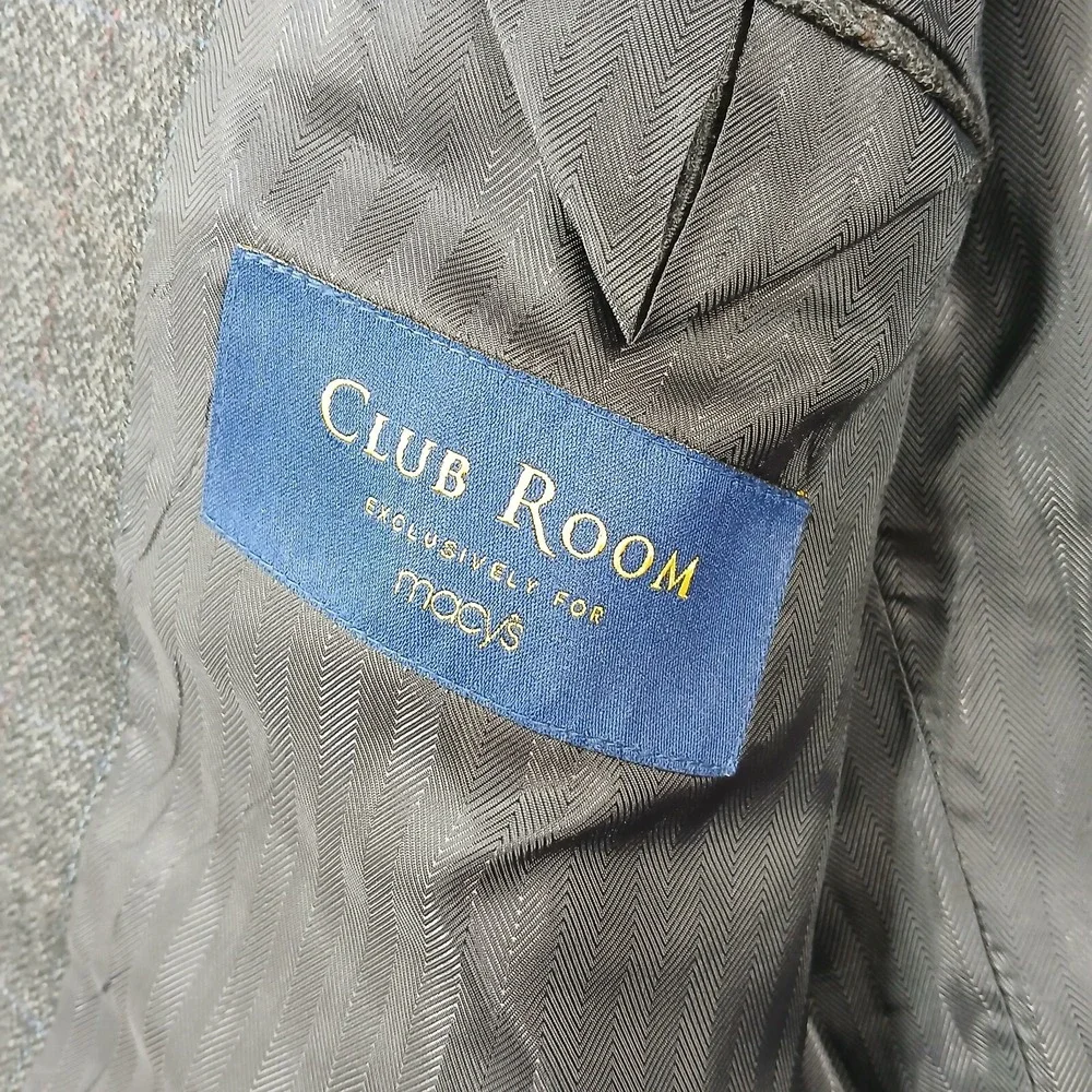 Club Room good pre