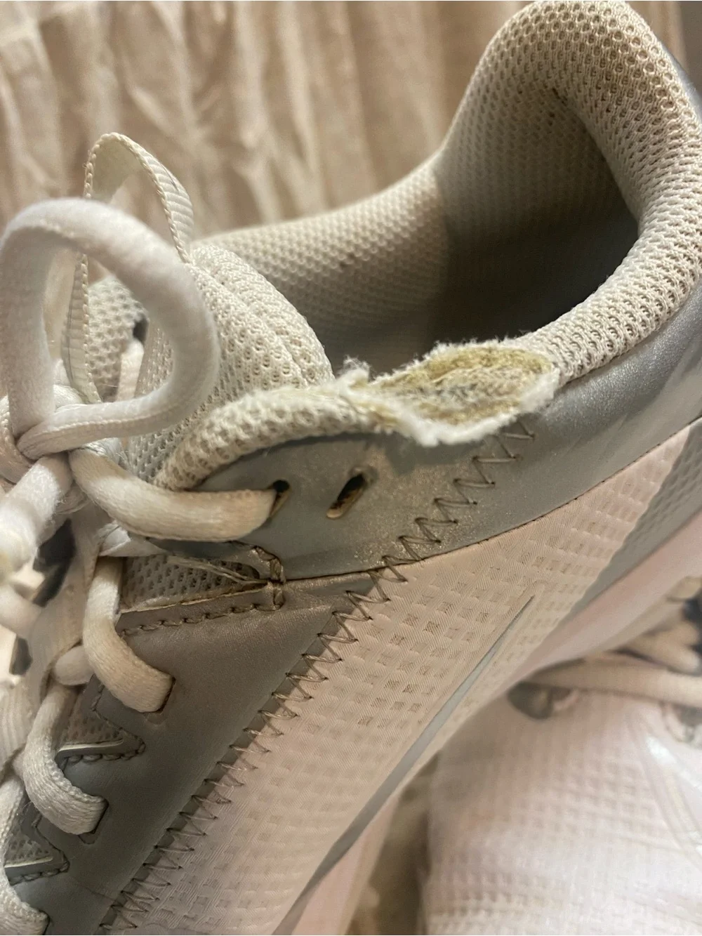 Nike lightweight sneakers
