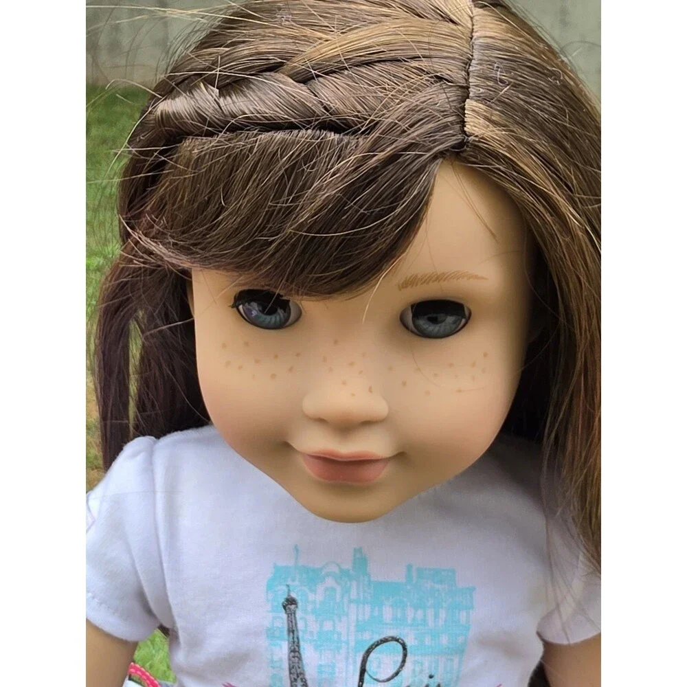 American Girl 2015 Grace Doll With Original Outfit + Hat + French Bulldog In Box