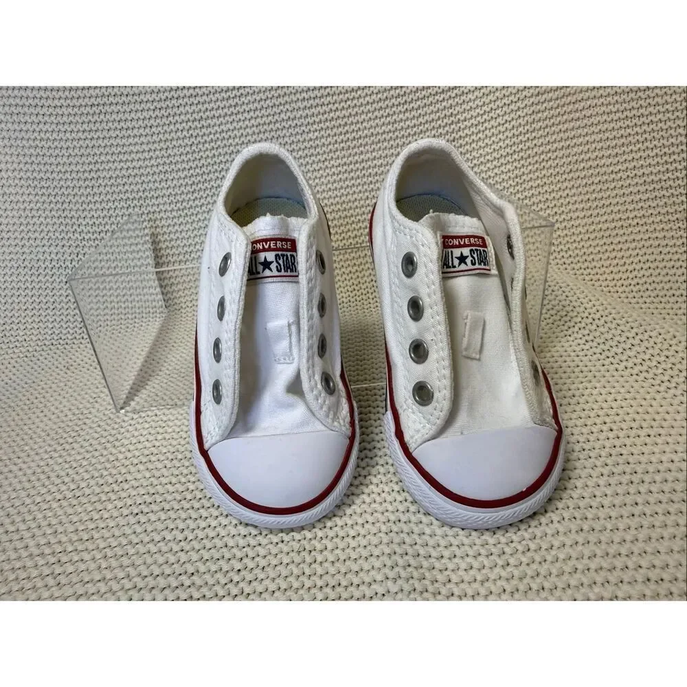 Converse all white