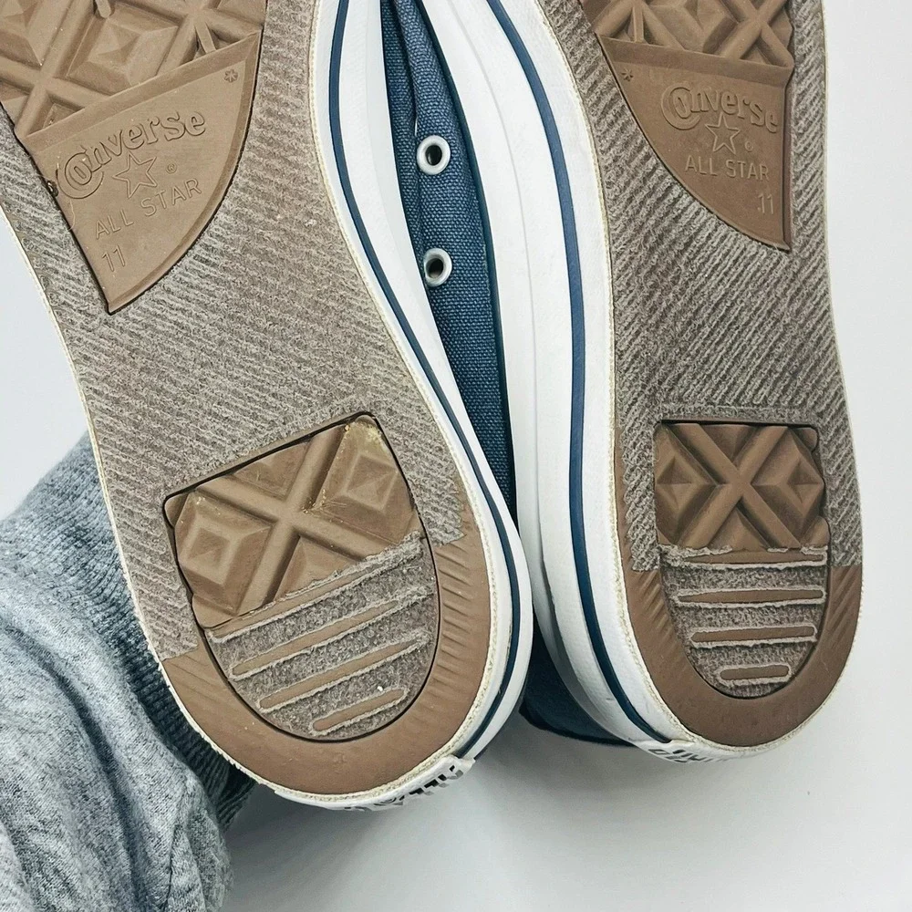 Converse Chuck Taylor All Star High Top Sneakers Mens 11 Womens 13 Navy M9622