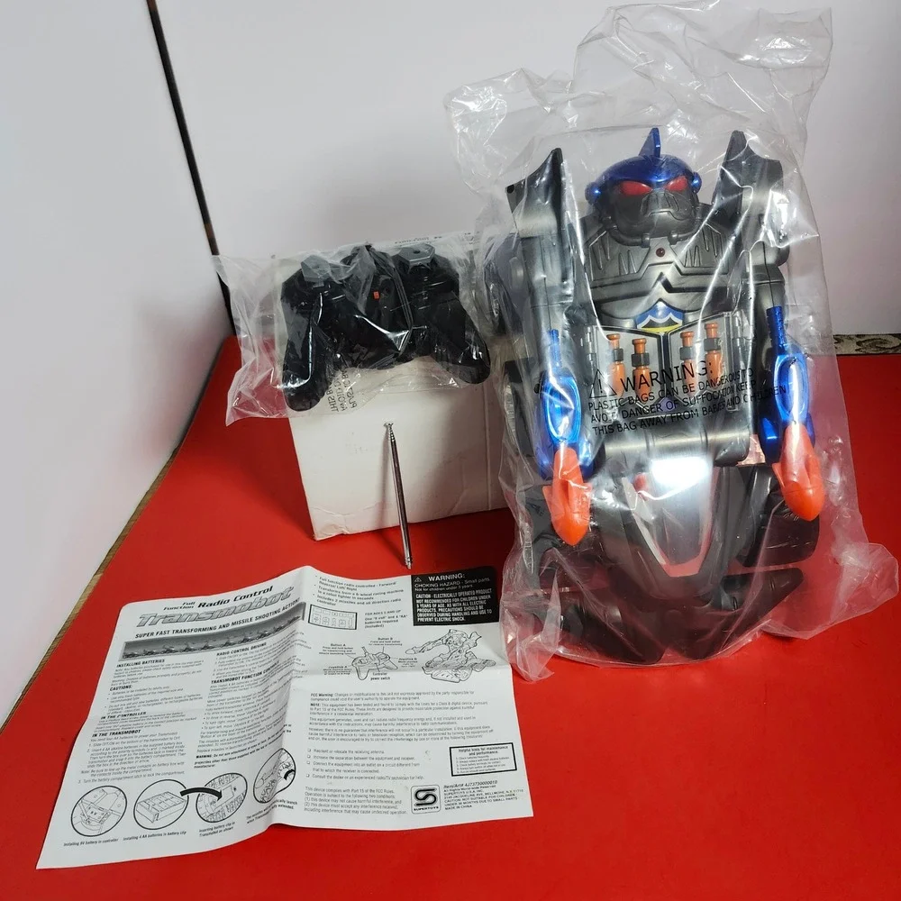 Supertoys transmobot offers