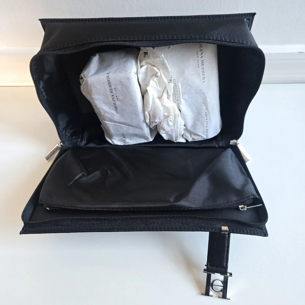 Carolina Herrera details chic