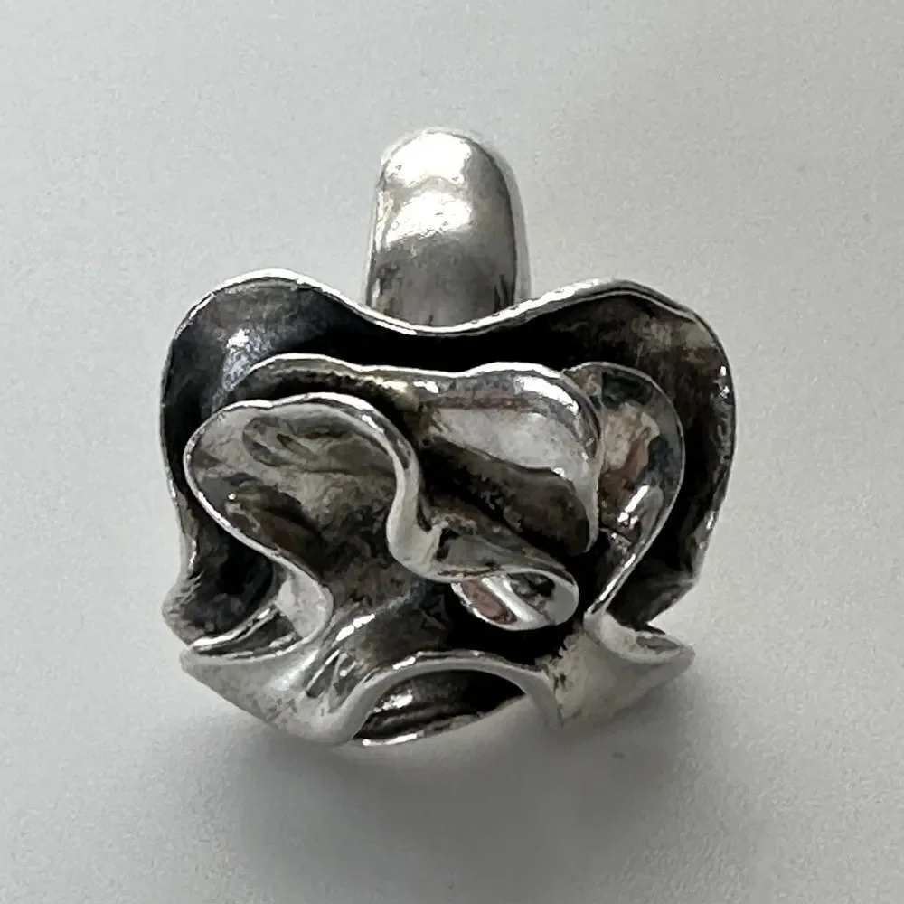 Silpada Retired R1809 Bold Oxidized Sculpted Flower Ring Size 5