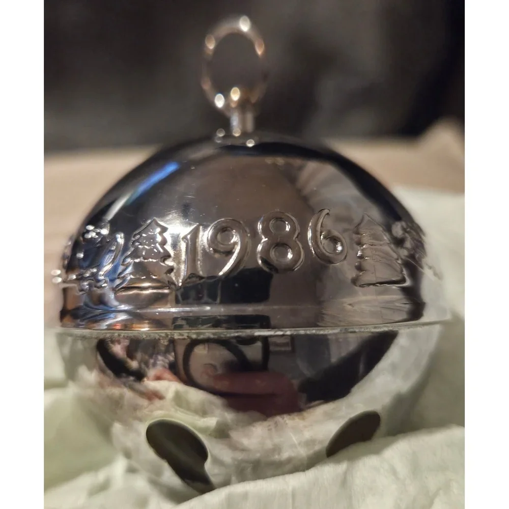 Wallace Silversmiths vintage wallace