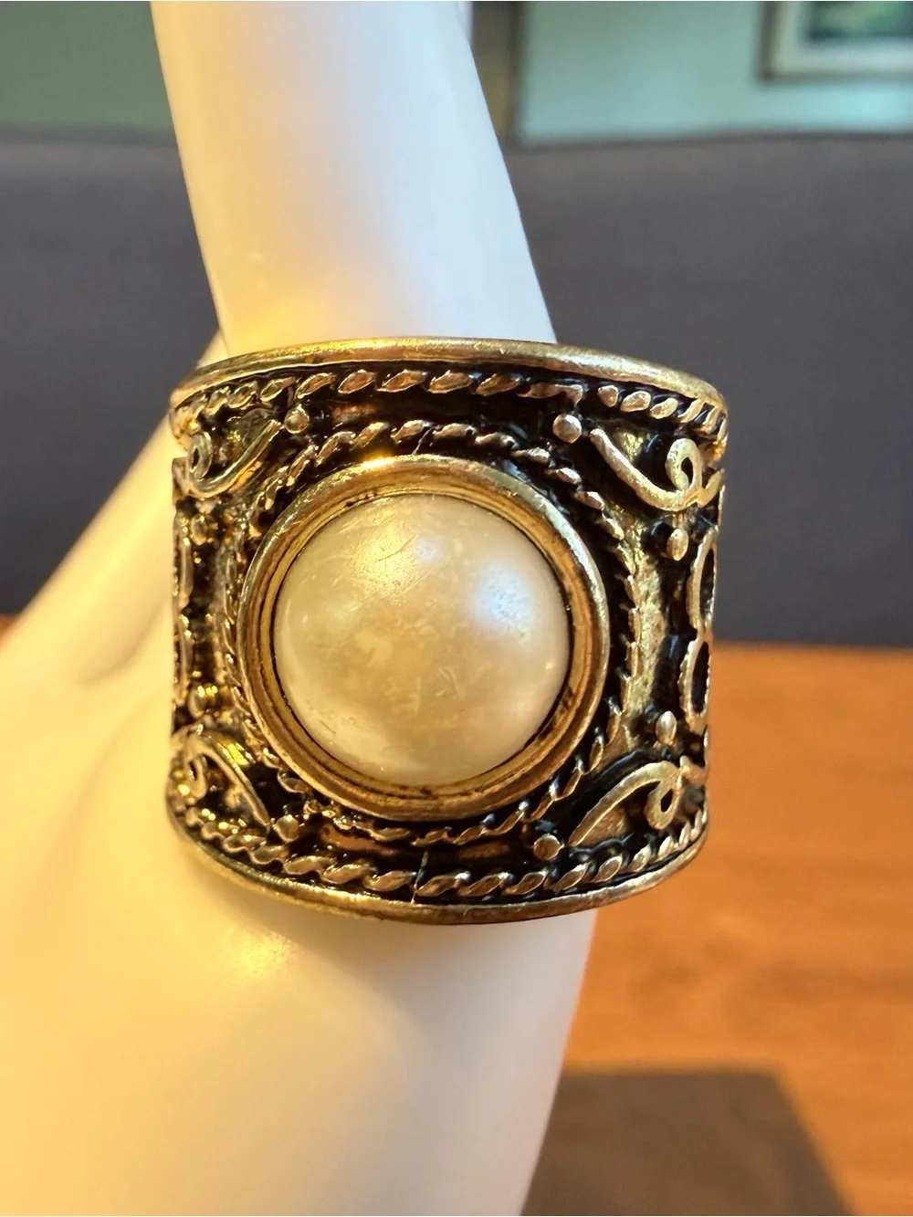 Vintage Ornate Filigree Faux Pearl Wide Band Statement Ring - US Size 6.75