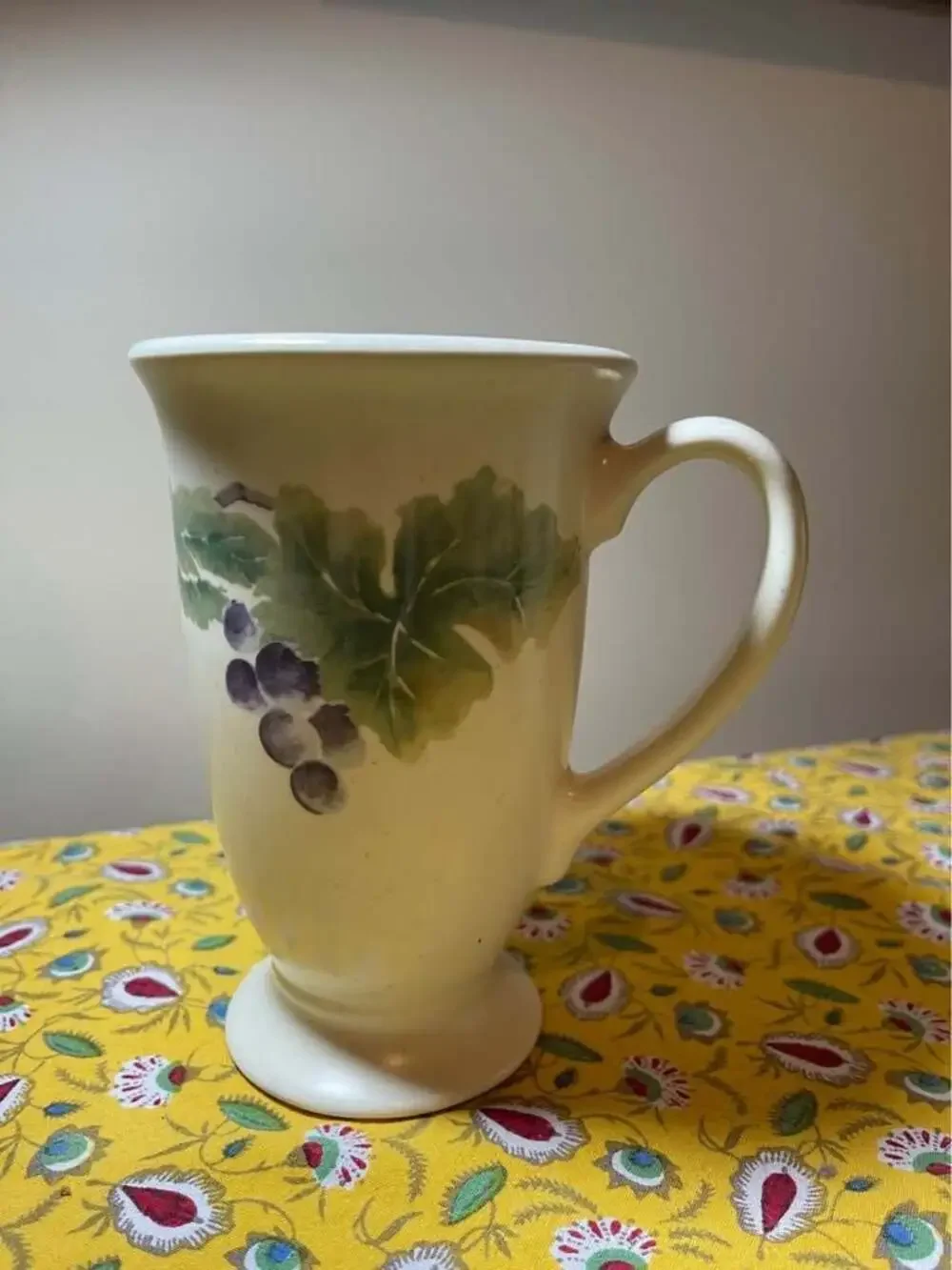 N/A cup bowl chip