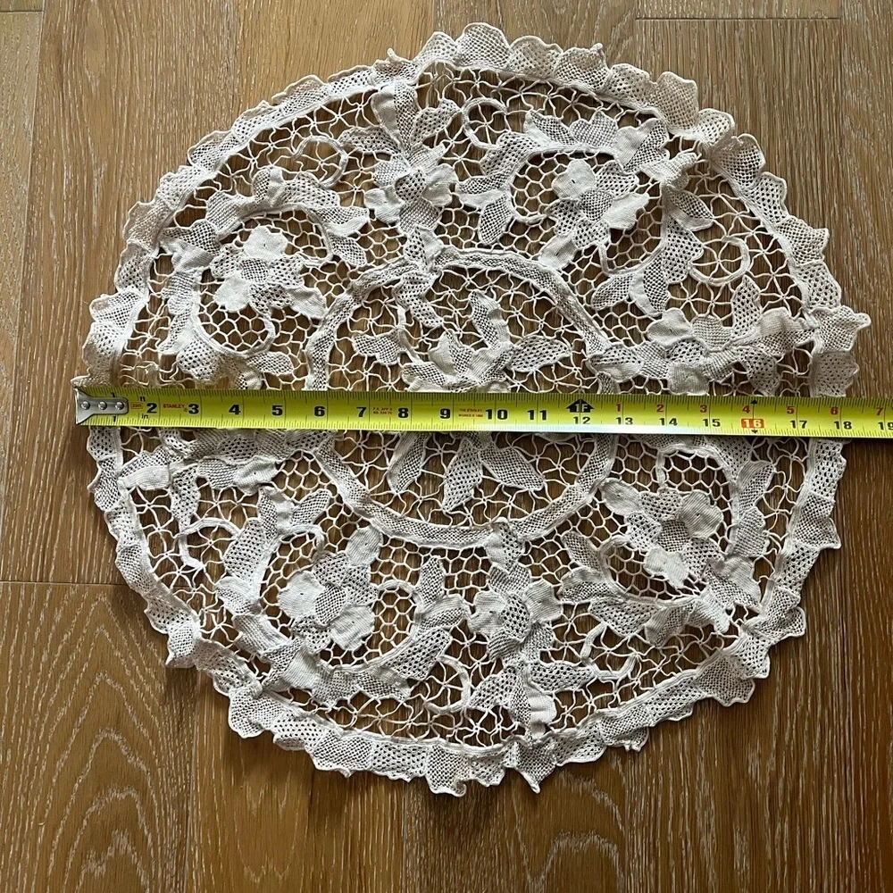 Source Unknown crochet tabletop