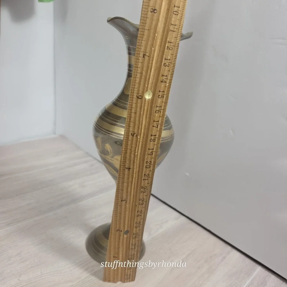 N/A vintage etched