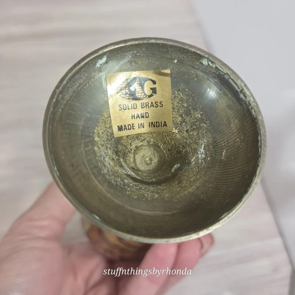 N/A vintage etched