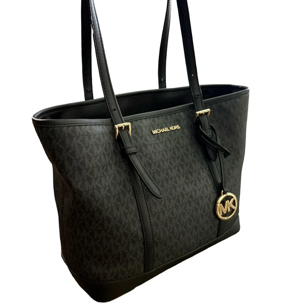 Michael Kors classic michael