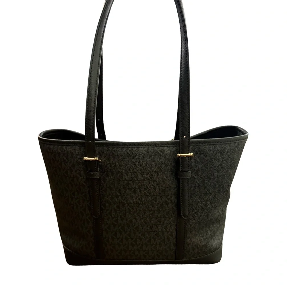 Michael Kors classic michael