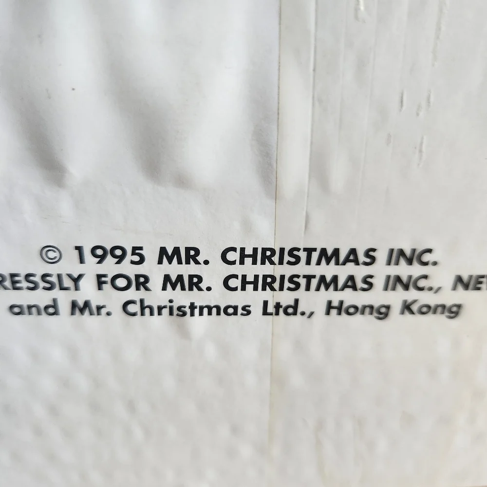 Mr. Christmas vintage 1995