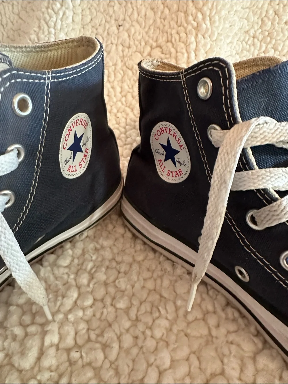 Converse youth low